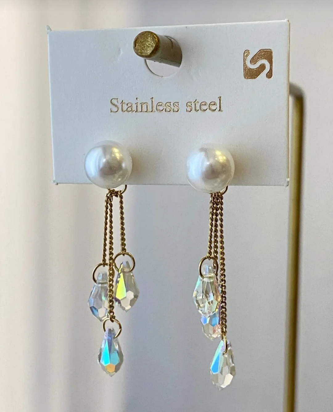 14K Altın Kaplama Çelik Takılar: Trend ve Moda Dünyasındaki Yeri